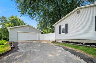 707 Larry Ave, West Union, OH 45693 - Photo 23