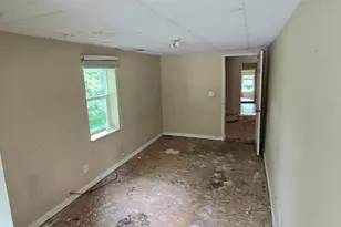 75 E Main St, Batavia Township, OH 45102 - Photo 11