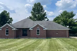 685 Harbor Dr, Turtle Creek Township, OH 45036 - Photo 1