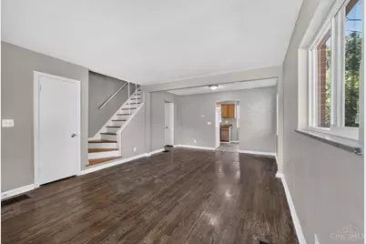 1263 W Galbraith Road, Cincinnati, OH 45231 - Photo 9