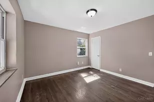 1263 W Galbraith Rd, Cincinnati, OH 45231 - Photo 19