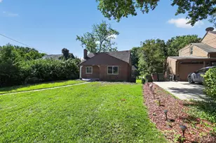 1263 W Galbraith Rd, Cincinnati, OH 45231 - Photo 1