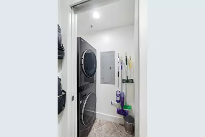 15 W Fourth Street #202, Cincinnati, OH 45202 - Photo 29