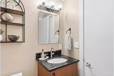 15 W Fourth Street #202, Cincinnati, OH 45202 - Photo 33