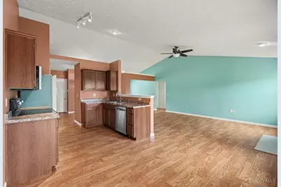 1079 Spruce Glen, Hamilton Township, OH 45152 - Photo 11