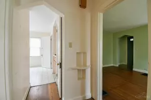 84 Hereford St, Cincinnati, OH 45216 - Photo 9