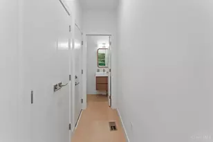 1869 Kinney Ave, Cincinnati, OH 45207 - Photo 11