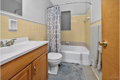 3032 Crestmoor Lane, Green Township, OH 45238 - Photo 35