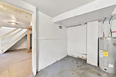 2025 Baltimore Avenue, Cincinnati, OH 45225 - Photo 35
