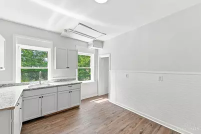 2025 Baltimore Avenue, Cincinnati, OH 45225 - Photo 11