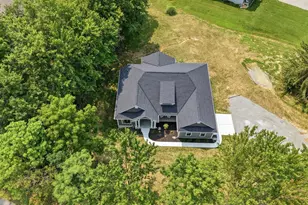 672 Waynoka Dr, Jackson Township, OH 45171 - Photo 3