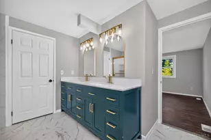 11255 Logenberry Cir, Forest Park, OH 45240 - Photo 19