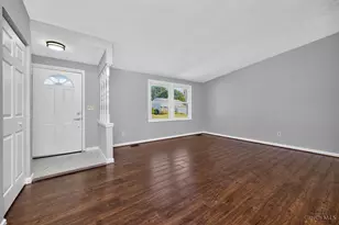 11255 Logenberry Cir, Forest Park, OH 45240 - Photo 3
