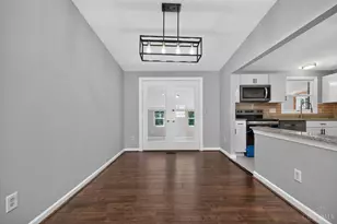 11255 Logenberry Cir, Forest Park, OH 45240 - Photo 13