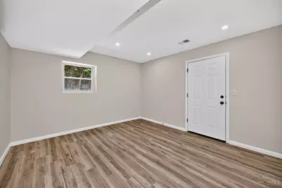 4074 E Kemper Road, Sharonville, OH 45241 - Photo 39