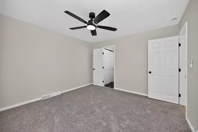 4074 E Kemper Road, Sharonville, OH 45241 - Photo 25