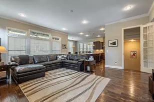 8925 Kenwood Rd, Blue Ash, OH 45242 - Photo 5