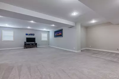 8925 Kenwood Road, Blue Ash, OH 45242 - Photo 25