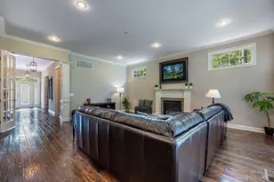 8925 Kenwood Rd, Blue Ash, OH 45242 - Photo 3