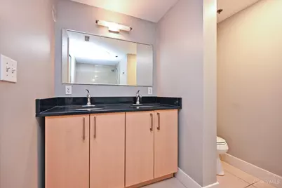 15 W Fourth Street #401, Cincinnati, OH 45202 - Photo 41