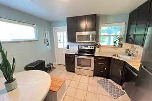 1719 Sanborn Dr, Reading, OH 45215 - Photo 11
