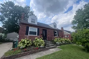 1719 Sanborn Dr, Reading, OH 45215 - Photo 1