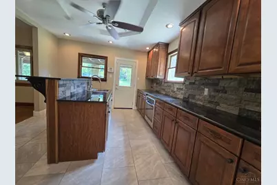 2019 Adams Road, Cincinnati, OH 45231 - Photo 17