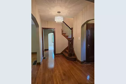 2019 Adams Road, Cincinnati, OH 45231 - Photo 9