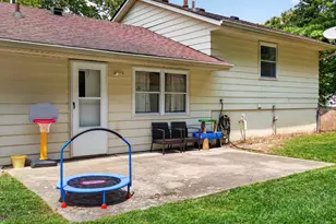 1545 E Meadowbrook Dr, Goshen, OH 45140 - Photo 5