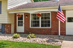 1545 E Meadowbrook Dr, Goshen, OH 45140 - Photo 3