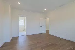 2800 Erie Ave, Cincinnati, OH 45208 - Photo 33