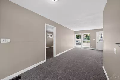 8745 Daly Road, Springfield Township, OH 45231 - Photo 7