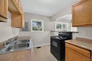 8745 Daly Rd, Springfield Township, OH 45231 - Photo 13