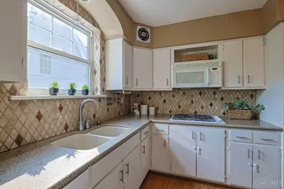 1007 Urbancrest Place, Cincinnati, OH 45226 - Photo 13