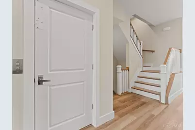3906 Edwards Road #B, Cincinnati, OH 45209 - Photo 17