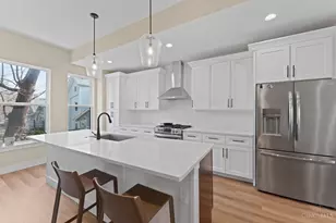 3906 Edwards Rd, Cincinnati, OH 45209 - Photo 15
