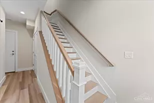 3906 Edwards Rd, Cincinnati, OH 45209 - Photo 5