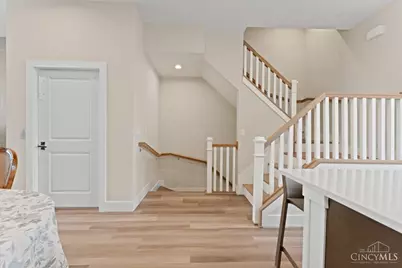 3906 Edwards Road #B, Cincinnati, OH 45209 - Photo 7