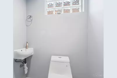2853 Lawndale Avenue, Cincinnati, OH 45212 - Photo 27