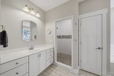 5873 Kenwood Road, Madeira, OH 45243 - Photo 25