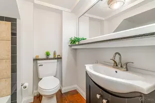 3903 Dumont St, Cincinnati, OH 45226 - Photo 9