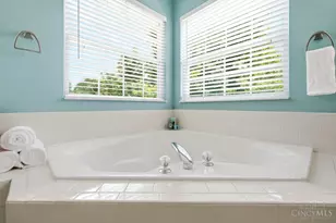 7470 Cedarcrest Dr, Liberty Township, OH 45044 - Photo 27