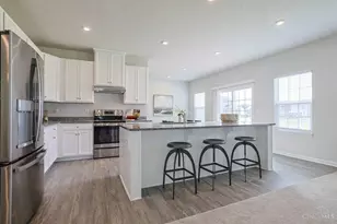 1164 Wood Gate Wy, Miami Township, OH 45140 - Photo 17