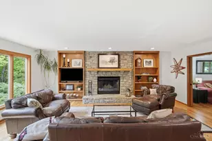 7784 Glen Eden Ln, Anderson Township, OH 45244 - Photo 13
