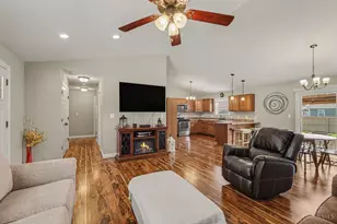 113 Kayleigh Dr, Mount Orab, OH 45154 - Photo 5
