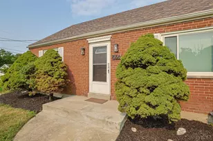 556 Grandin Ave, Springdale, OH 45246 - Photo 3