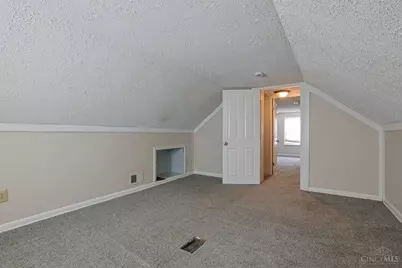 556 Grandin Avenue, Springdale, OH 45246 - Photo 19