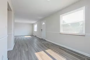 556 Grandin Ave, Springdale, OH 45246 - Photo 9