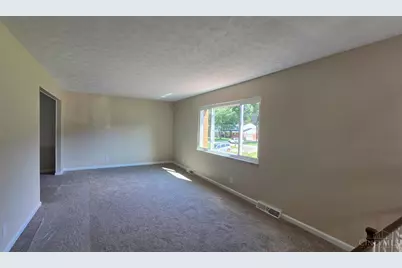 786 Picket Way, Union Township, OH 45245 - Photo 3