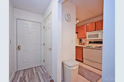 7382 Ridgepoint Drive #7, Anderson Township, OH 45230 - Photo 7